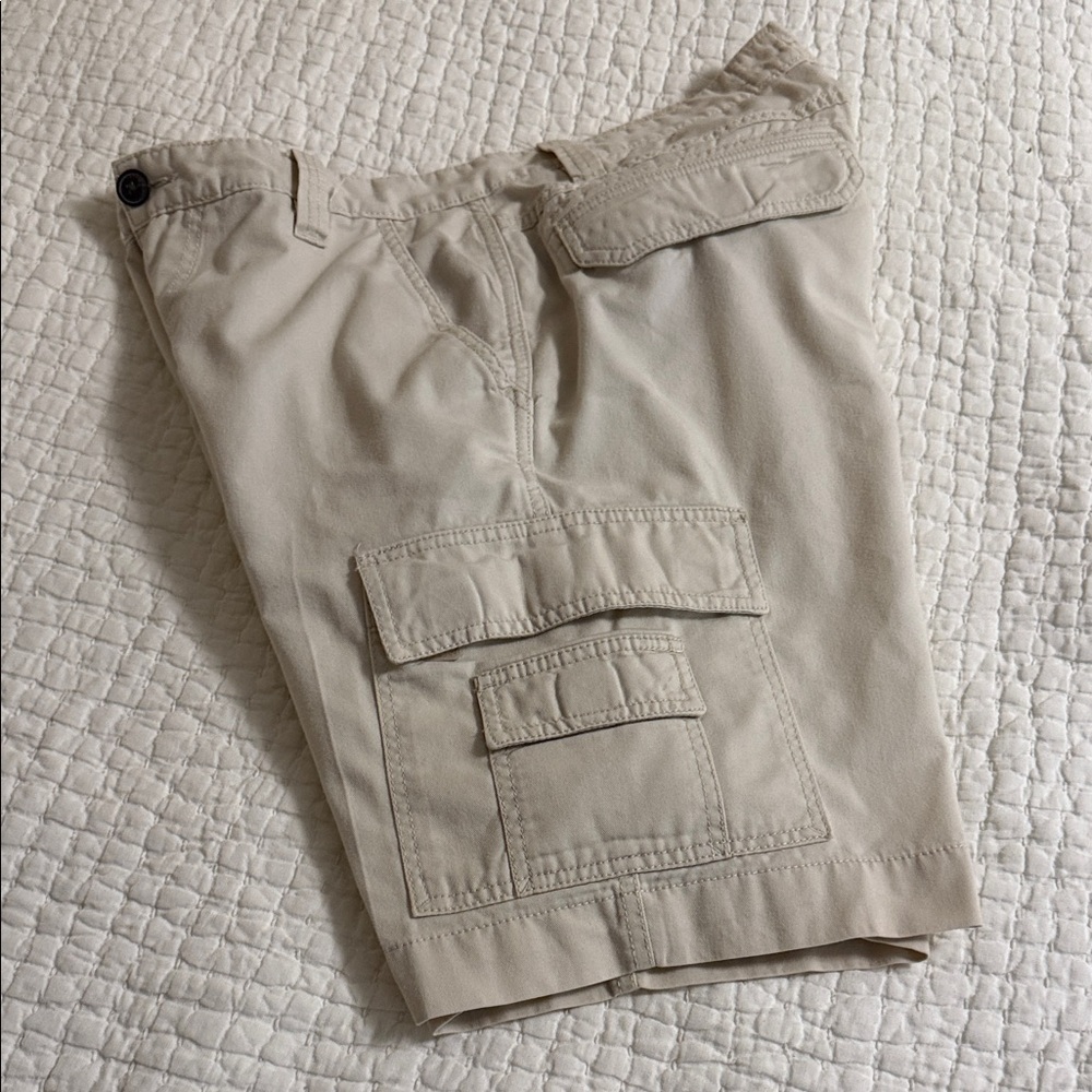 RedHead Men's Cargo Shorts in Light Beige